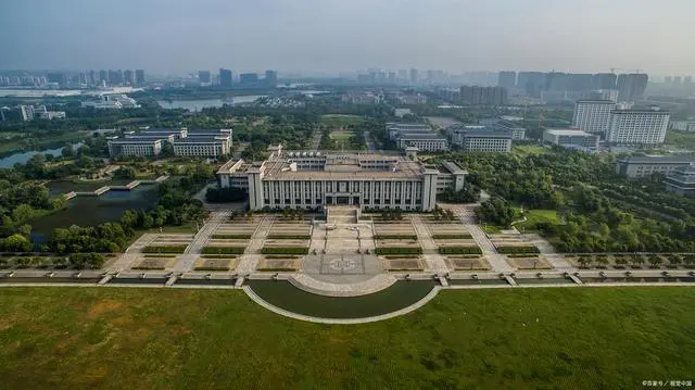 北海职业学院商务英语专业就业_北海大学英语专业就业方向_北海职业学院英语