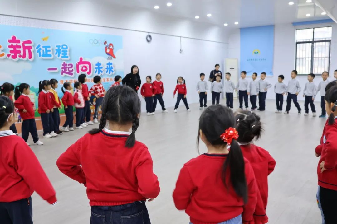 幼儿园生活趣味怎么写_幼儿园趣味生活体验课_生活趣味课堂幼儿园