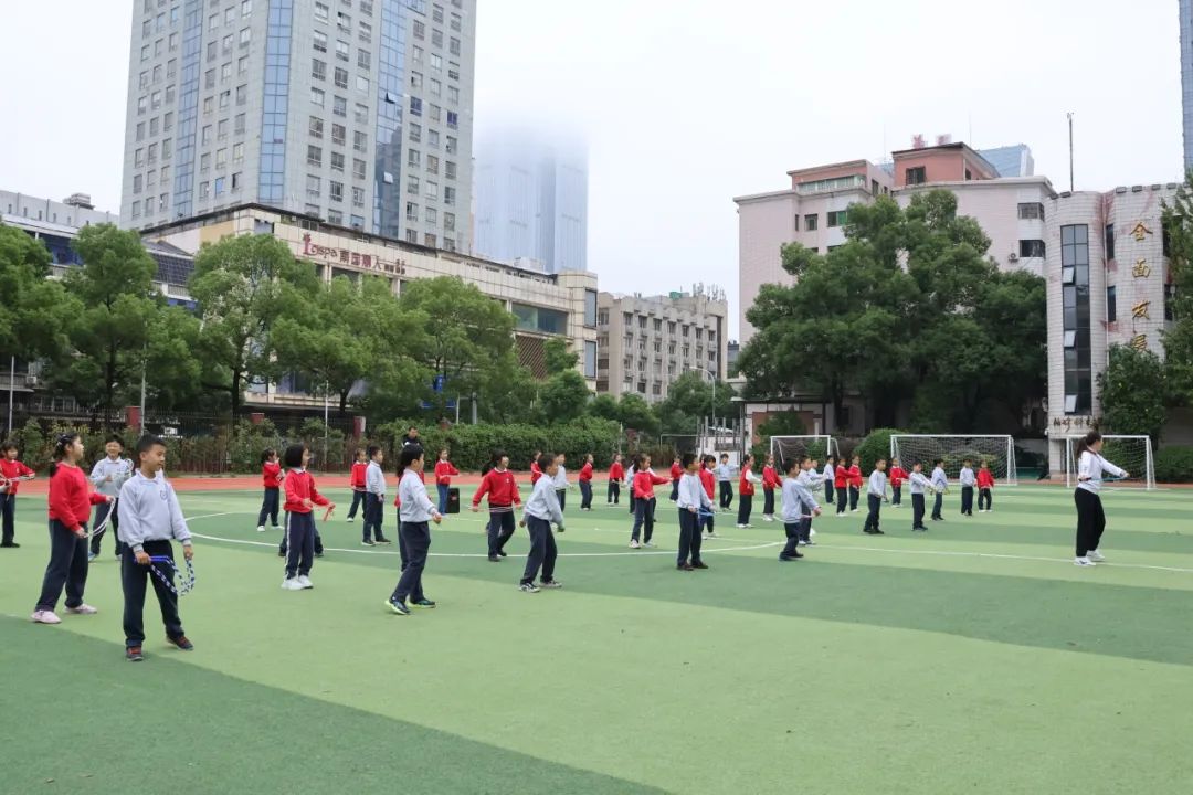 幼儿园趣味生活体验课_生活趣味课堂幼儿园_幼儿园生活趣味怎么写